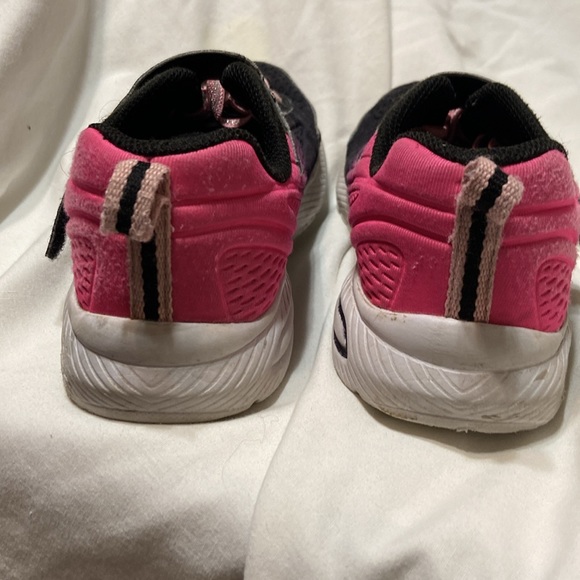 Girls Skechers US 2 color BKPK - Picture 3 of 8